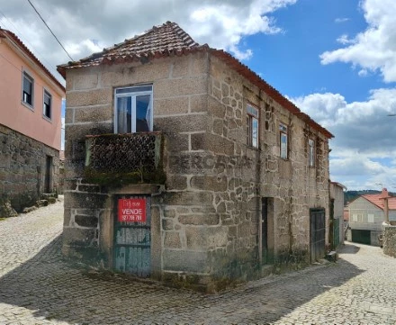 Moradia Cortiçada - Fachada