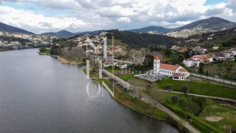 Moradia T4 em Pedorido, Castelo de Paiva