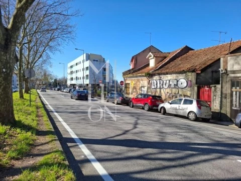 Terreno em Paranhos, Porto