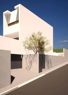 Moradia T2 em São Roque, Funchal
