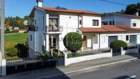 Huis 4 kamers Op Selho (São Jorge), Guimarães