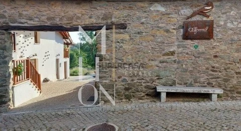 Moradia T8 em Gostei, Bragança