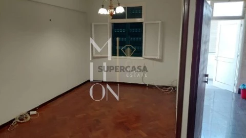Apartamento T2 em Sé, Funchal
