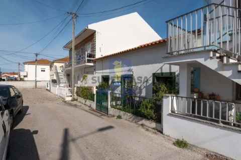 Moradia T3 em Ferrel, Peniche