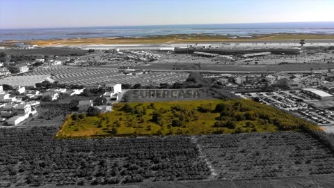 Terreno Urbano em Montenegro, Faro
