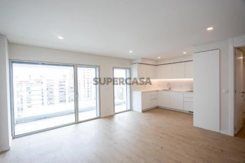 Apartamento T2 em Areeiro, Lisboa