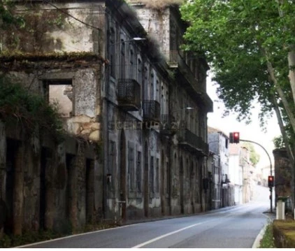 Gebäude auf Fontelas, Peso da Régua