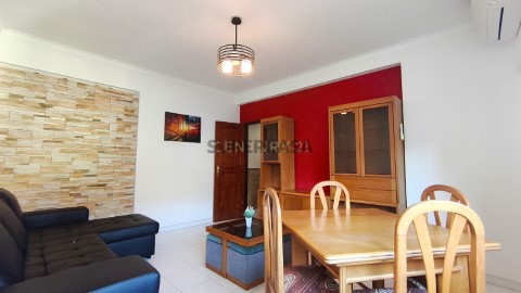 Apartment 2 Zimmer Sacavém e Prior Velho, Loures