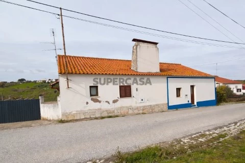 Moradia T3 em Santiago Maior, Alandroal