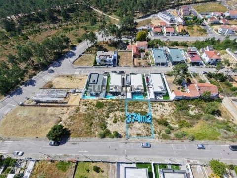 Terreno em Corroios, Seixal