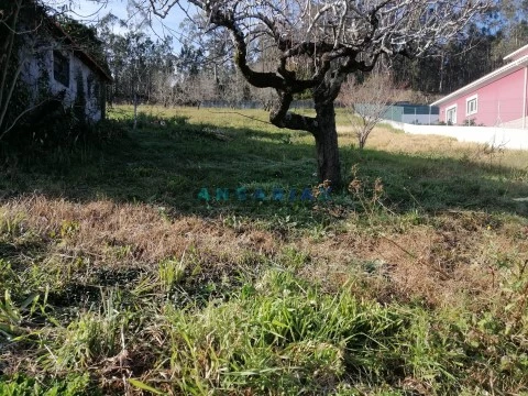 Terreno em Marrazes e Barosa, Leiria