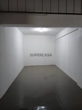 Garagem em Vila Verde e Barbudo, Vila Verde