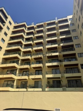 Apartamento T4 Carnaxide e Queijas, Oeiras