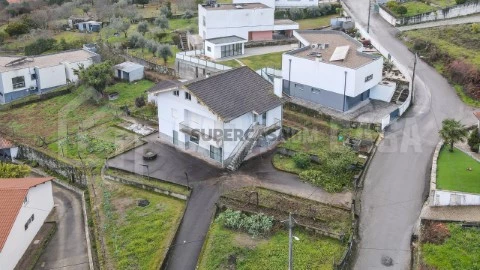 Moradia T0 em Orgens, Viseu