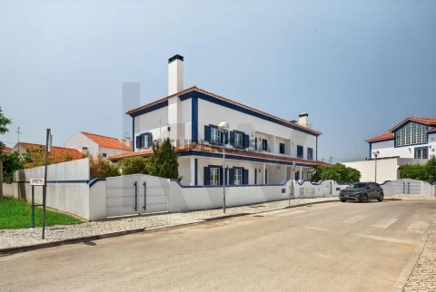 Haus 3 Zimmer auf Gaio-Rosário e Sarilhos Pequenos, Moita