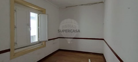 Moradia T10 em Salvador e Santa Maria da Feira, Beja