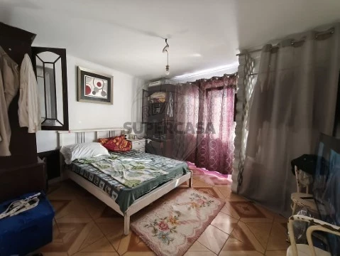 Gebouw Op Salvador e Santa Maria da Feira, Beja