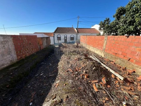 Terreno em Santiago Maior e São João Baptista, Beja