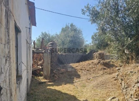 Moradia T2 em Proença-a-Nova e Peral, Proença-a-Nova