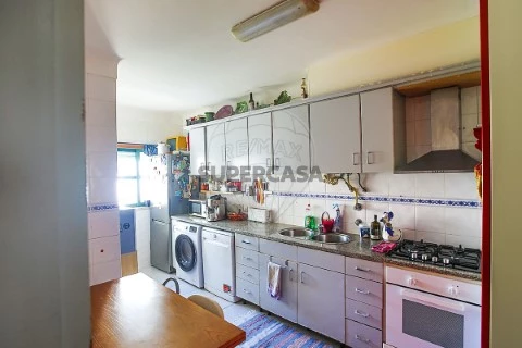 Apartamento T3 em Alenquer (Santo Estêvão e Triana), Alenquer