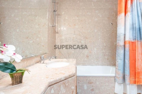 Apartamento T1 em Caparica e Trafaria, Almada