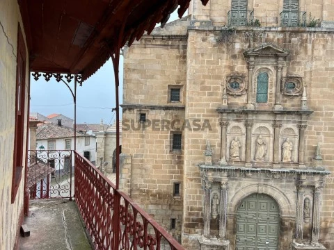 Prédio em Torre de Moncorvo, Torre de Moncorvo