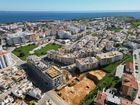Apartamento T1 em Luz, Lagos