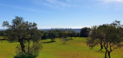 Terreno Misto em Estoi, Faro
