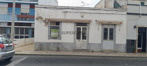 Oude woningen Op Rua do Alportel, Faro (Sé e São Pedro), Faro