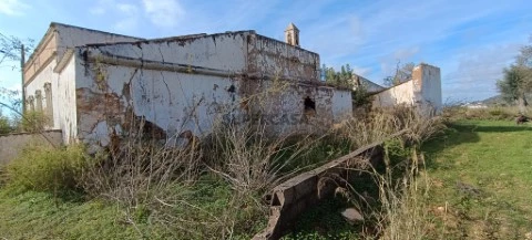 Terreno Urbano na Rua dos Cebolas, São Clemente, Loulé