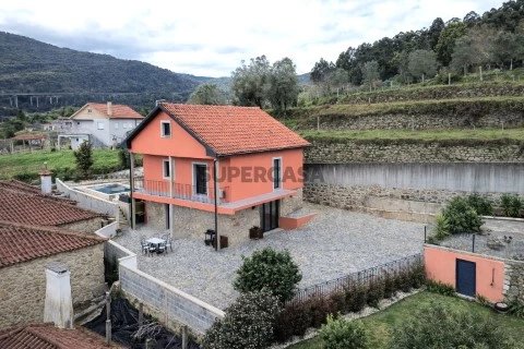 Moradia Rústica T3 com Piscina | Labruja - Ponte de Lima