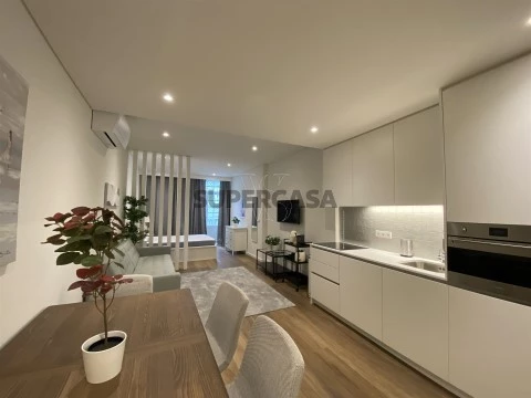 Apartamento T2 em Cedofeita, Santo Ildefonso, Sé, Miragaia, São Nicolau e Vitória, Porto