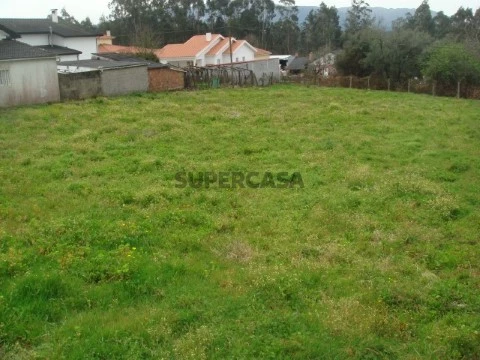 Terreno em São Pedro da Torre, Valença
