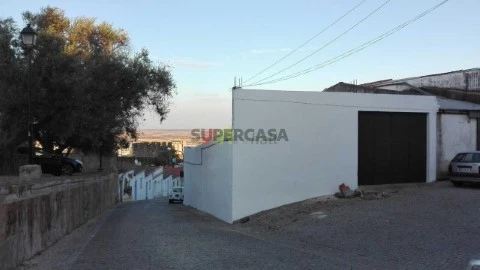 Terreno em Santiago Maior e São João Baptista, Beja