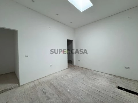 Gebouw Op Santiago Maior e São João Baptista, Beja