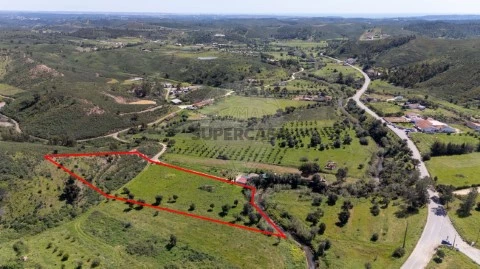 Terreno em Mexilhoeira Grande, Portimão