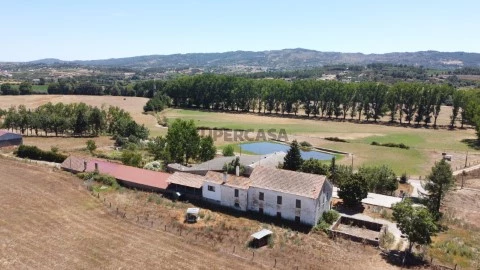 Herdade Agricola com 50ha e Moradia de Familia em Boidobra Covilha
