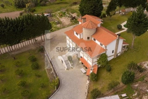 QUINTA para VENDA com 2,4ha de Terreno, 3 Apartamentos T3 e T1 no Sítio do Galhesteiro, Belmonte e Colmeal da Torre