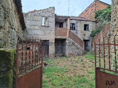 Casa Antiga T2 em Sátão, Sátão
