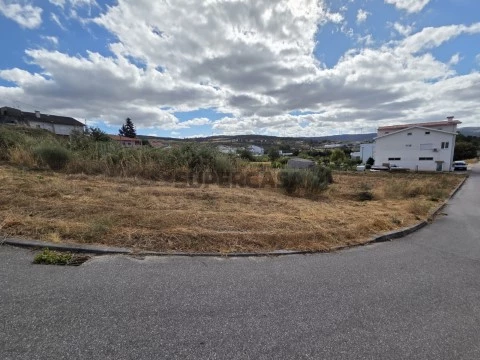 Lote de Terreno