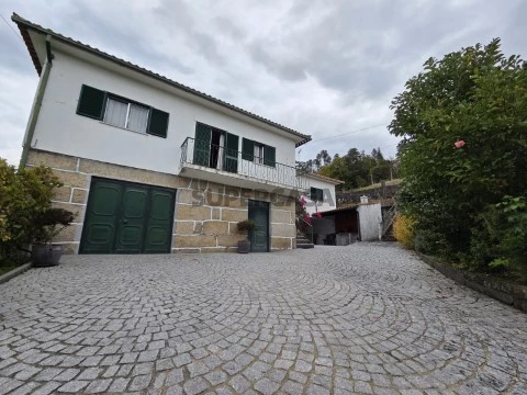Huis 3 kamers Op Rua do Prado, São Miguel do Mato, Vouzela