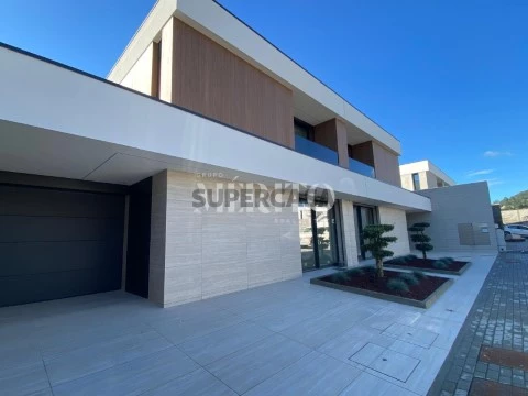 Moradia T3 em Turiz, Vila Verde