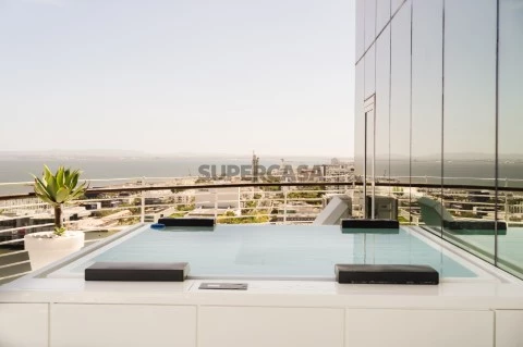 Terraço com 42m2 com Hidromassagem vista direta mar