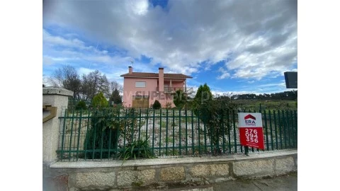 Haus 5 Zimmer auf Valpaços e Sanfins, Valpaços