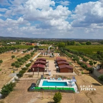 Prédio em Redondo, Redondo