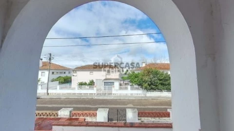 Moradia T7 em Assunção, Ajuda, Salvador e Santo Ildefonso, Elvas