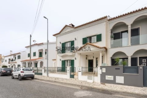 Moradia T4 em Benavente, Benavente