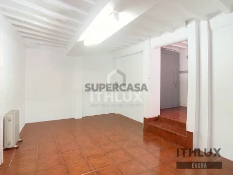 Apartamento T3 em Caia, São Pedro e Alcáçova, Elvas