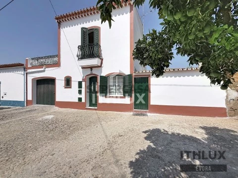 Moradia T3 Duplex em Montoito, Redondo