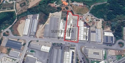 Comercial em Guilhufe e Urrô, Penafiel